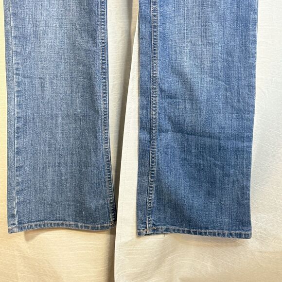 Jordache Bootcut 10 Women's Denim Jeans Embroider  pockets Medium Wash stretch - Picture 6 of 9